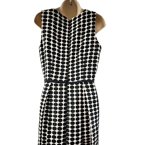 Taylor ~ Dark Navy and Cream Polka Dot Fit & Flare Dress ~ side pockets ~ size 6 - Picture 5 of 13